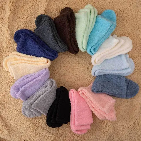 Unisex Fthinoporines kai Himoniatikes Hontres Kaltses Mesaiou Solina apo Korallioeides Flis Monohromes Zestes Kaltses Dapedou Casual