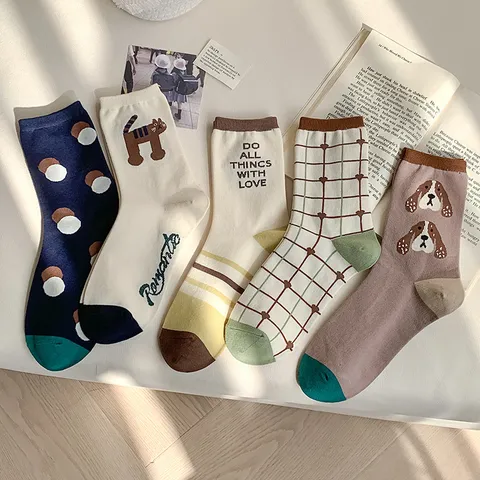 Chaussettes Mi-Hautes en Coton Décontractées pour Femmes Motif Mignon Dessin Animé Floral Grille Confort Quotidien Mode