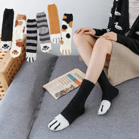 Damen Winter Verdichtetes Korallenfleece Schlafsocken Süße Tierklaus Thermische Bodensocken Weiche Home Flauschige Warme Crew Socken