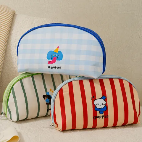 Waterproof Travel Underwear Storage Bag Portable Cute Cartoon Animal Print Multi-Layer Bra And Panties Organizer Pouch
