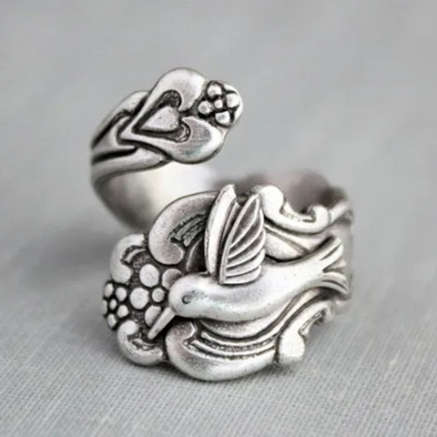 Vintage Hummingbird Spoon Open Ring For Women Retro Floral Relief Zinc Alloy Adjustable Finger Jewelry Party Gift