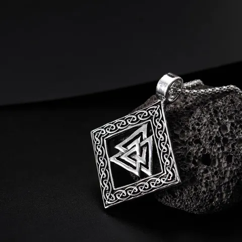 Κολιέ Μενταγιόν Σύμβολο Τρίγωνο Viking Valknut Ρετρό Φθαρμένο Ανδρικό Κράμα Ψευδαργύρου Κοσμήματα Γεωμετρικά