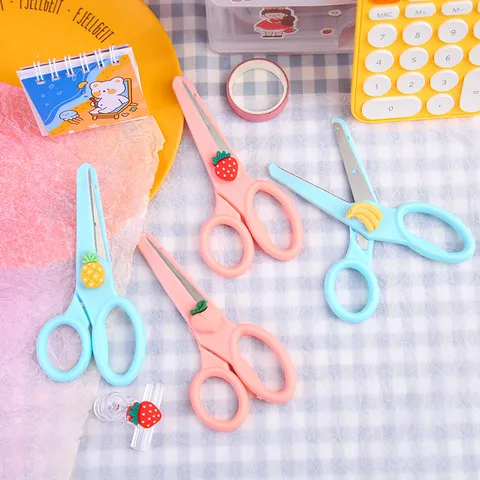 Ins Cute Cartoon Student Round Head Safety Scissors Portable DIY Handcraft Art Scissors With Fruit Floral Pendants