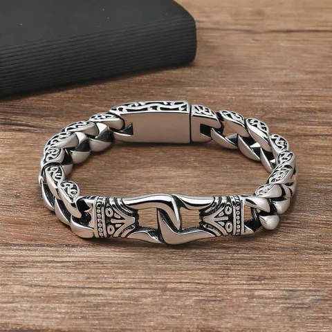 Bracciale a Catena in Lega Fusa con Totem Retro per Uomo Personalità Vintage Gioiello da Braccio Accessorio Moda