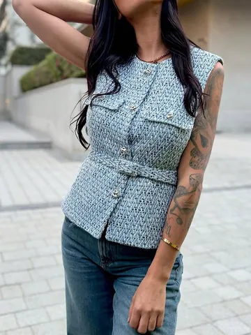 Gilet en Tweed Décontracté pour Femmes Vintage Slim Sans Manches Col Rond Crop Top Avec Boutons Métalliques et Ceinture Mode Printemps