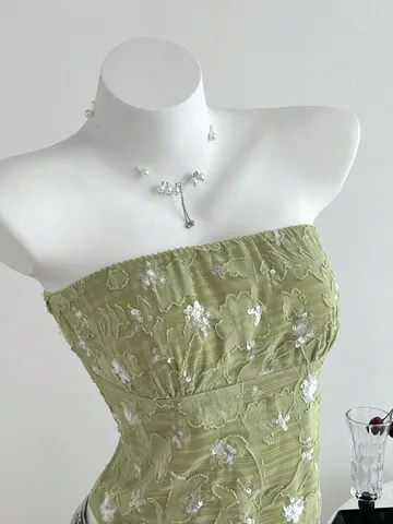 Women Sexy Green Sequin Textured Tube Top Summer Sleeveless Backless Strapless Slim Fit Crop Top For Party Clubwear