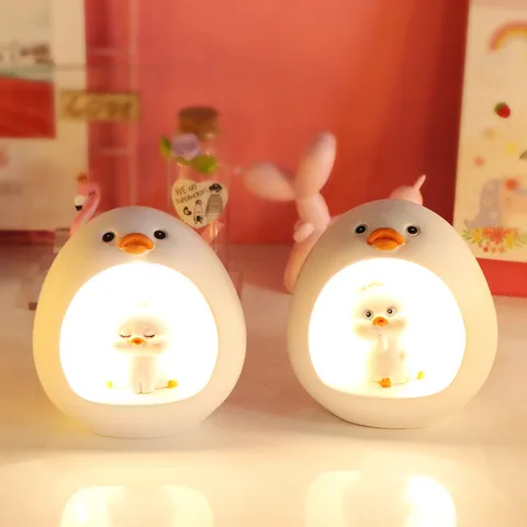 Süße Harz Ente Nachtlicht Eierschale Cartoon LED Nachttischlampe Weiches Licht Schlaf Begleiten Tischlampe Für Kinder Schlafzimmer Geburtstag Geschenk Dekorative Lampe