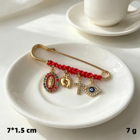 Vintage Alloy Red Rope Woven Brooch Evil Eye Cross Pendant Rhinestone Lapel Pin Fashion Jewelry Gift for Women Men