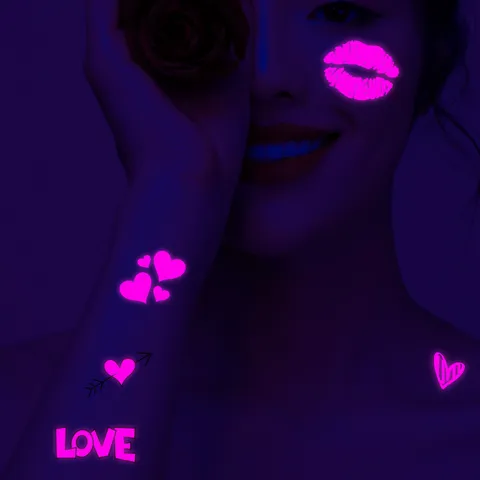 Pegatinas de Tatuaje Temporal de Corazón de Amor Luminoso Impermeable San Valentín Fiesta Festival de Música Pegatinas de Arte Corporal de Neón