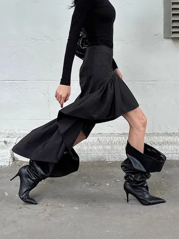 Women's High Waist Irregular Ruffle Hem Skirt 2025 Autumn Fashion Solid Black Pure Cotton Layered Mid-Length Skirt Casual Commuting Bottoms