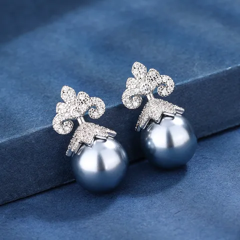 Set di Gioielli in Rame Placcato Oro con Perle Artificiali e Strass Elegante Collana con Ciondolo a Corona e Orecchini