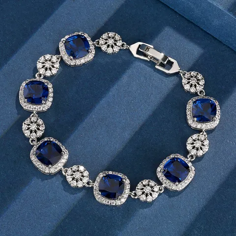 Braccialetto in Ottone con Strass Colorati Vintage Bracciale a Catena Geometrico Quadrato di Lusso per Donna Regalo di Gioielli alla Moda Squisito