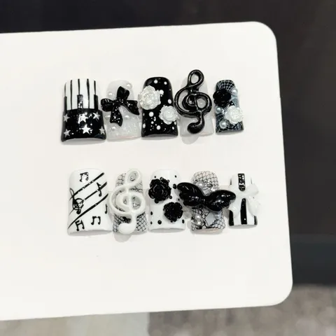Handgefertigt Schwarz Weiß Kunstnägel Zum Aufkleben 3D Kamelie Musiknoten Schleife Künstliche Perle Falsche Nägel Für Party Damen Nagelkunst