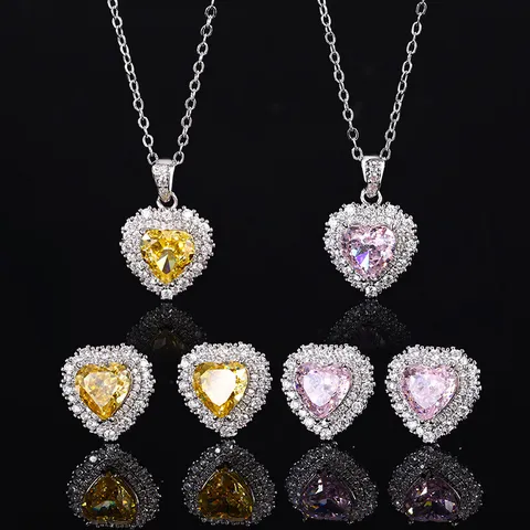 Kupfer Vergoldetes Herzform Eisblumenschliff Strass Schmuck Set Herz Anhänger Halskette Ohrstecker Für Frauen Zubehör