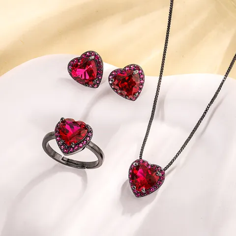 Minimalistisch Kupfer Vergoldet Schwarzgold Rot Strass Herzform Schmuckset Für Damen Offener Ring Anhänger Kette Ohrringe