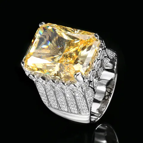 Lussuoso Anello con Strass Quadrati Taglio Radiant Anello a Fascia in Rame Placcato Oro per Donna Gioielli Geometrici alla Moda Regalo Anello al Dito
