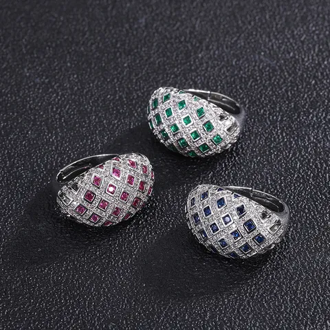 Bague en Cuivre Plaqué Or Vintage pour Femme Émeraude Rubis Saphir Simulé Strass Carré Pavé Bague Dôme Réglable Large Ouverte