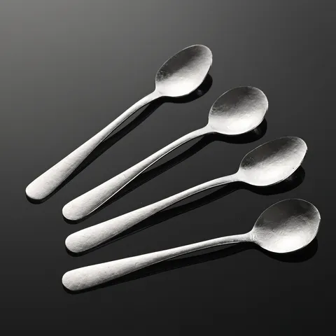 Pur Titane Mini Cuillère à Assaisonnement Petite Cuillère à Sel et Épices Cuillère à Café en Métal Cuillère à Thé Pointue Ronde Outil de Cuisine