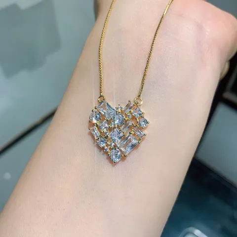Popular Zirconia Micro Paved Heart Stud Earrings Simple Clavicle Chain Necklace Set For Wedding Banquet Dress Accessories Jewelry