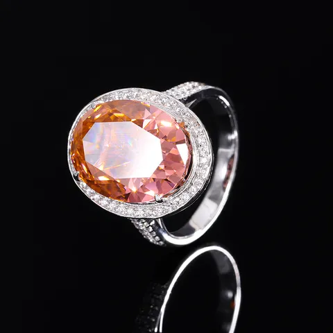 Lussuoso Anello a Uovo di Piccione Ovale in Rame e Zirconia per Donna Placcato in Oro Bianco Taglio Fiore di Ghiaccio Gioielli