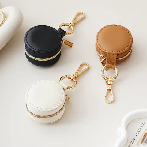 Portable Leather Mini Jewelry Box Travel Jewelry Organizer Case Round Keychain Bag Charm Ring Earring Storage Box Gift