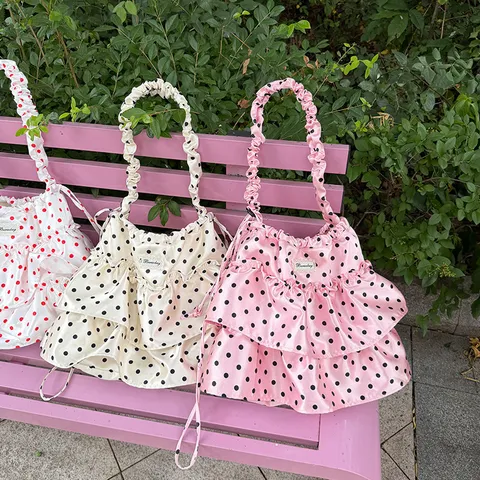 Bolso de Hombro de Satén con Lunares y Volantes con Cordón para Mujer Moda Casual Bolso de Cubo con Volantes Bolso de Viaje con Lunares