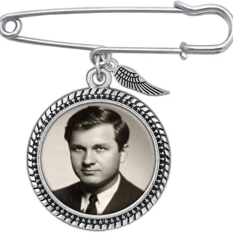 DIY Photo Pendant Brooch Memorial Bouquet Pin Alloy Rhinestone Wings Picture Frame Commemorative Jewelry Gift