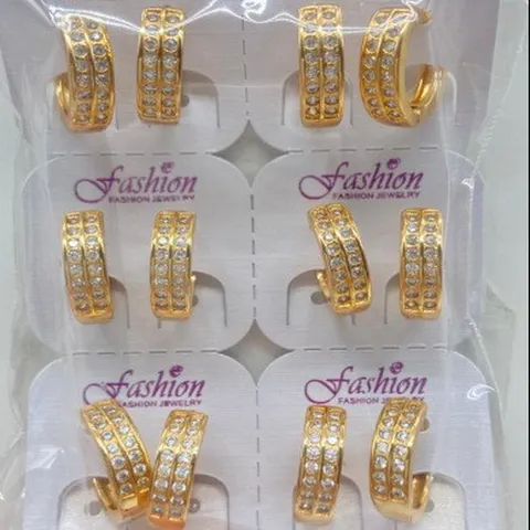 Messing Vergulde Zirconia Oorknoppen Minimalistische Micro Ingelegde Geometrische Oorbellen Voor Vrouwen Sieraden