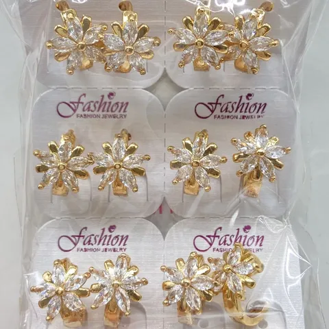 Koreaans Stijl Zirconia Bloem Oorbellen Voor Vrouwen Verguld Koper Bloemen Oorknopjes Niche Ontwerp Luxe Sieraden Accessoires