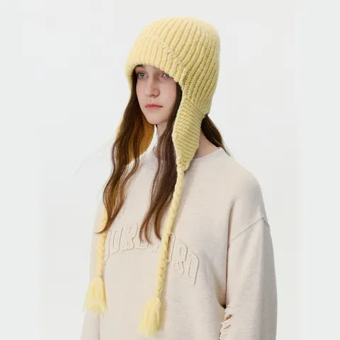 Berretto in Maglia da Donna Invernale Protezione Orecchie Stile Aviatore in Misto Lana Tinta Unita Con Nappe Intrecciate Lunghe
