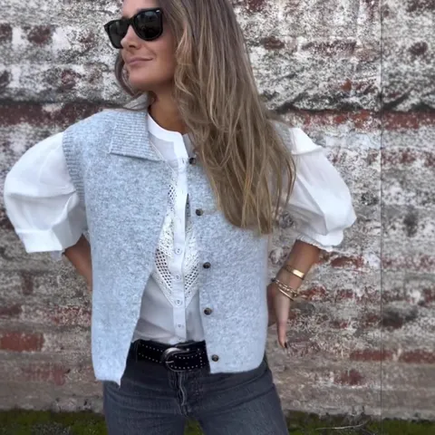Women's Fall Winter Casual Knit Vest Vintage Lapel Single Breasted Solid Color Sleeveless Sweater Waistcoat Outerwear