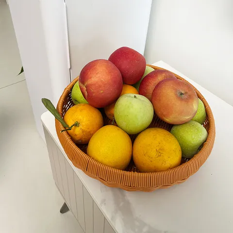 Plastic Woven Storage Basket Round Imitation Rattan Fruit Vegetable Container Retro Desktop Organizer For Home