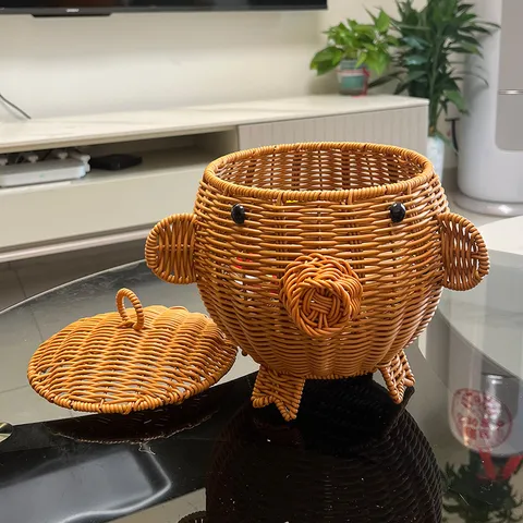 Creative Imitation Rattan Animal Pig Storage Basket With Lid Cute Desktop Organizer Fruit Sundries Decorative Container