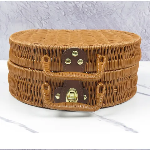 Vintage Woven Storage Box Retro PP Plastic Storage Basket With Metal Lock Handle For Home Cosmetic Gift Packaging Organizer