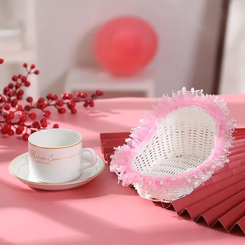 PE Rattan Storage Basket With Pink Lace Bowknot Cute Flower Girl Basket For Wedding Home Decor Desktop Organizer