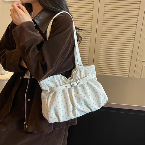 Bolso Axilar Plisado de Lunares de Gran Capacidad Estilo Coreano para Mujer Bolso de Mano de Franela de Hombro Chic Slouchy Handbag