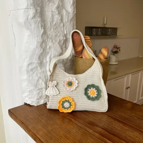Korean Style Hollow Knitted Flower Tote Bag Large Capacity Summer Vacation Shoulder Handbag For Women Lightweight Crochet Purse