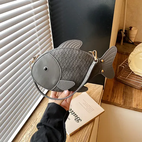Sac Bandoulière Mignon en Cuir PU en Forme de Poisson Sac à Épaule Unique Créatif Pochette avec Surpiqûres Dessin Animé pour Femmes Quotidien