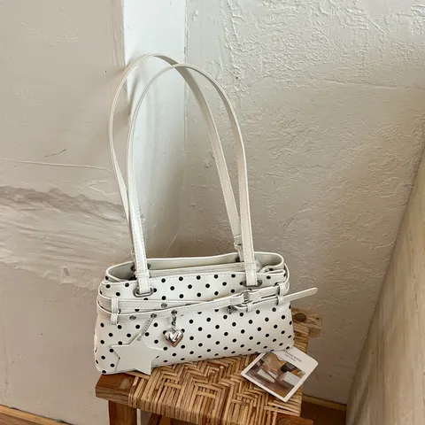 Women Casual PU Polka Dot Underarm Bag Vintage Sweet Shoulder Bag Stitching Belt Buckle Commuting Zipper Bag With Charms Everyday Bags