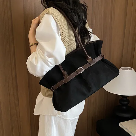 Vintage PU Leather Large Capacity Tote Bag For Women Casual Commuting Single Shoulder Bag Solid Color Zipper Handbag With Stitching Belt Buckle Details