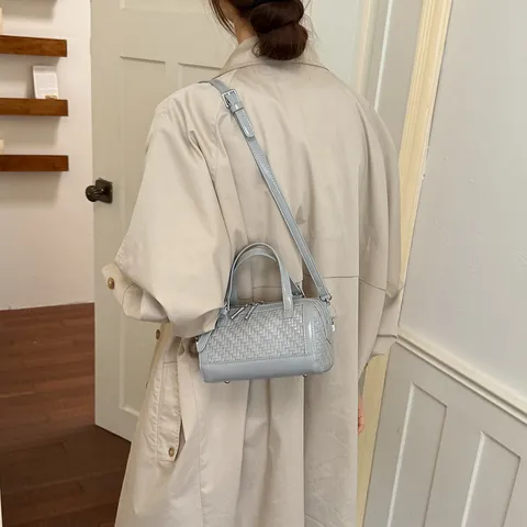 Borsa a Cuscino in Pelle PU con Motivo Intrecciato Casual da Donna Classica Elegante Cerniera con Manico Superiore Tracolla da Viaggio per il Tempo Libero