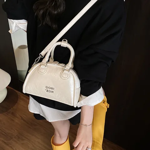 Damen Casual PU Leder Bowlingtasche Vintage Handtasche Verstellbare Umhängetasche Klassisch Einfarbig Reißverschluss Tote Bag Tägliche Handtasche