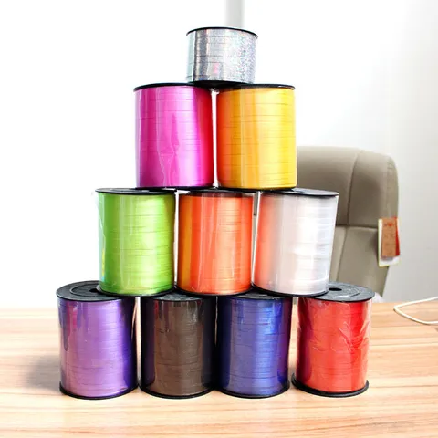 Rotolo di Nastro in Plastica Colorato Per Decorazione Festa Matrimonio Palloncino E Imballaggio Scatola Regalo