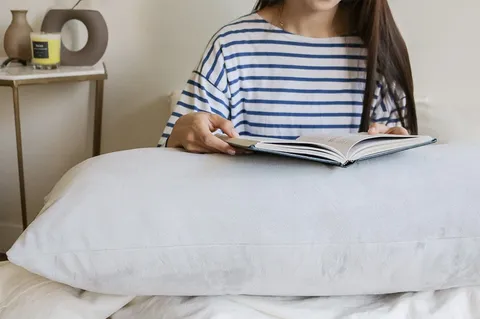 Nordic Style Solid Color Short Plush Body Pillow Sofa Living Room Bedhead Long Pillow Polyester Cover Home Decor