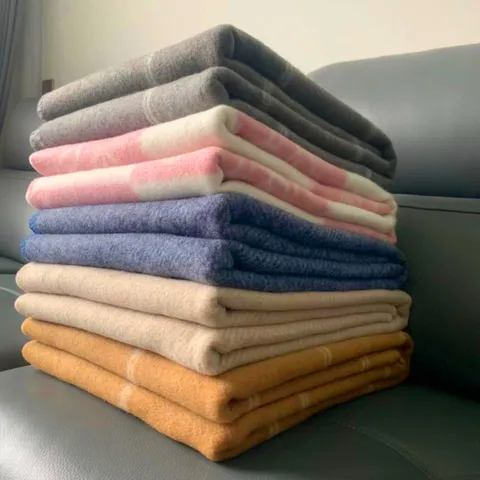European Style Wool Blend Knitted Sofa Throw Blanket Soft Warm Decorative Bed Blanket For Office Home Living Room