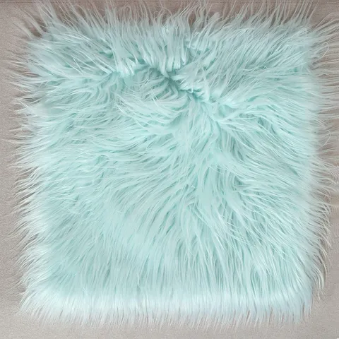 Housse de Coussin en Longue Peluche Fausse Laine Mongole Housse de Coussin Décorative Douce et Moelleuse Pour Salon Canapé Décoration Intérieure