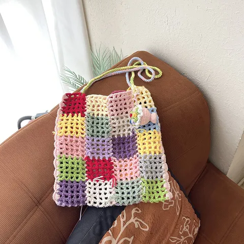 Sac Cabas Décontracté pour Femme en Fil Tissé Patchwork À Carreaux Évidé Sac À Épaule Bandoulière Unique Crocheté À La Main Multicolore Sac de Vacances À La Plage
