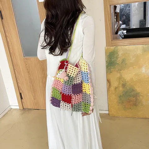 Sac Cabas Décontracté pour Femme en Fil Tissé Patchwork À Carreaux Évidé Sac À Épaule Bandoulière Unique Crocheté À La Main Multicolore Sac de Vacances À La Plage