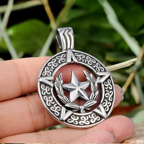 Collana con Ciondolo a Pentacolo in Acciaio Inossidabile Gotico da Uomo Retrò Nodo Celtico Foglie di Alloro Gioielli Tondi