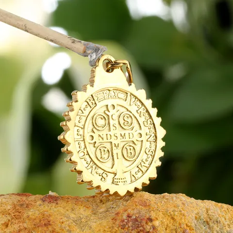 Stainless Steel Religious Saint Benedict Medal Pendant Necklace Rhinestone Gold Plated Charm Fashion Jewelry For Women